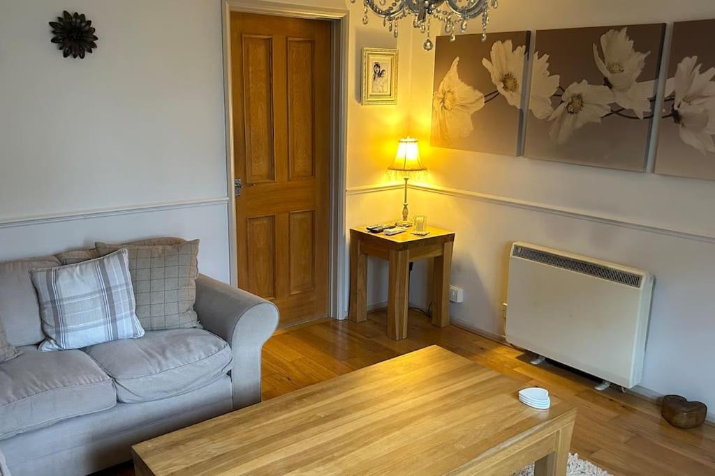 Cosy 2 Bed, Home From Home Haddenham  Exterior foto
