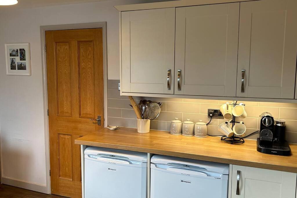 Cosy 2 Bed, Home From Home Haddenham  Exterior foto